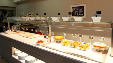 Petit-déjeuner buffet ELE Enara Boutique Hôtel Valladolid