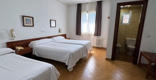 Chambre triple standard Hôtel ELE Acueducto Ségovie